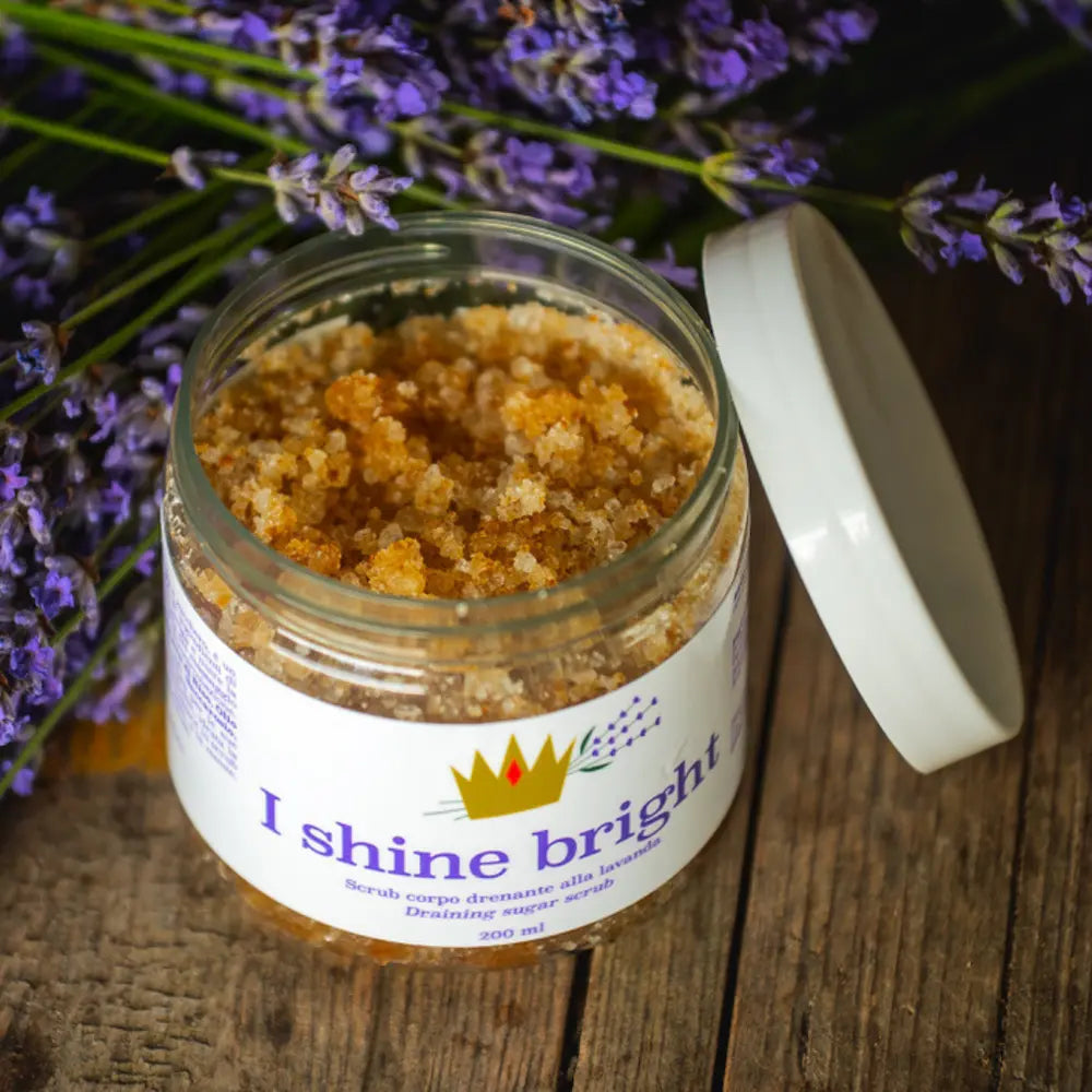 Scrub corpo anticellulite naturale con edera e lavanda – pelle liscia e luminosa